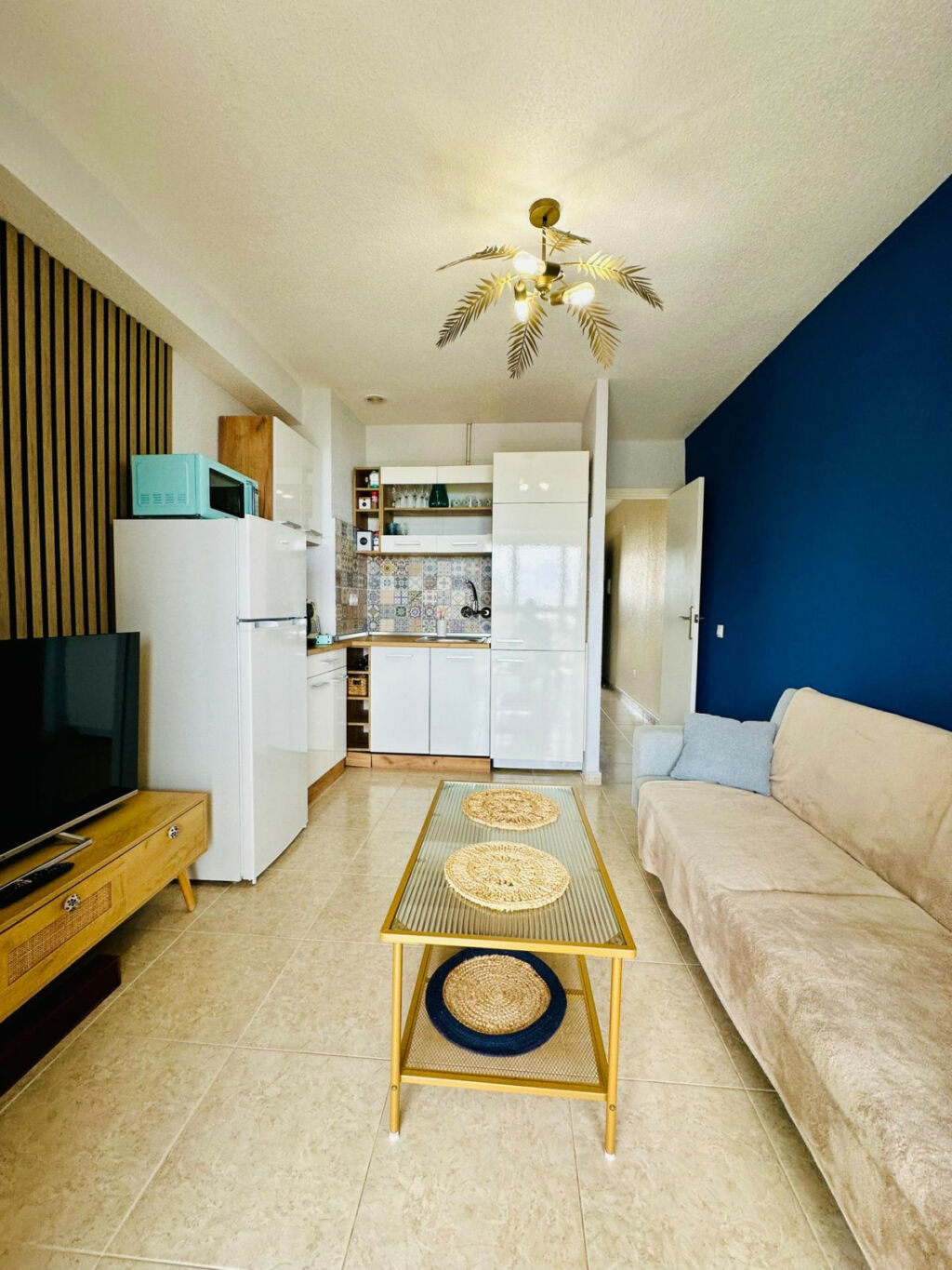 Middle Floor Apartment Torrevieja Alicante - image 2
