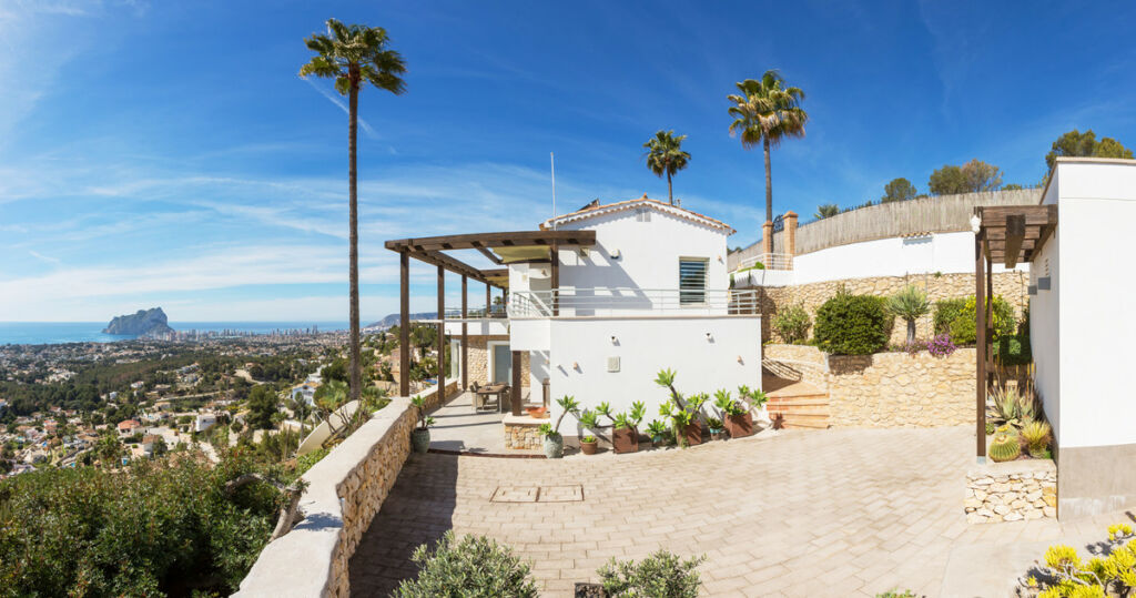 Detached Villa La Fustera Alicante - image 2