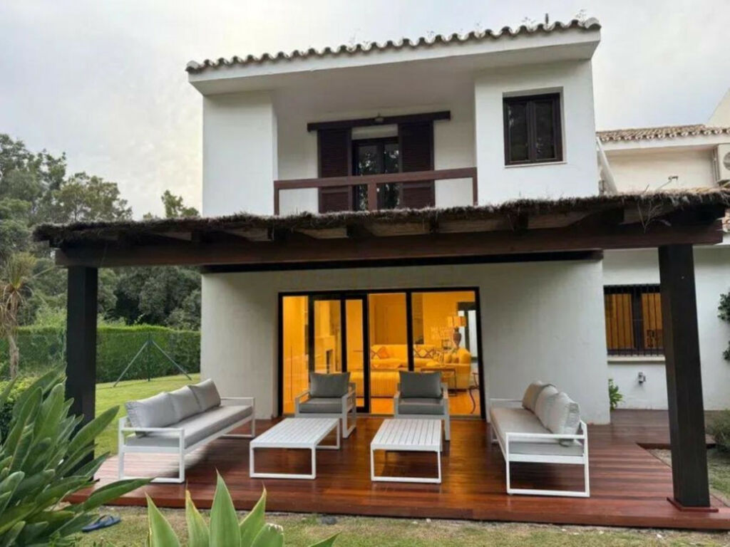 Semi-Detached House Sotogrande Costa Cádiz - image 2