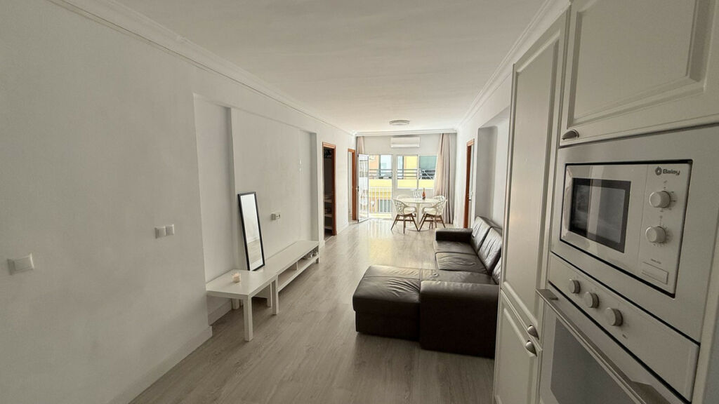 Middle Floor Apartment San Pedro de Alcántara Málaga - image 2