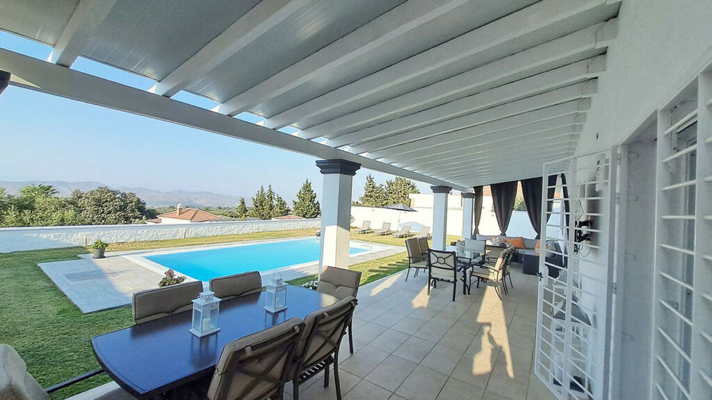 Detached Villa Alhaurín el Grande Málaga - image 2