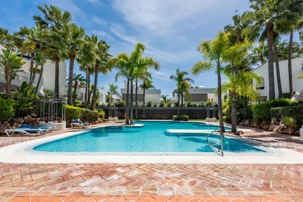 Ground Floor Apartment Puerto Banús Málaga - image 20