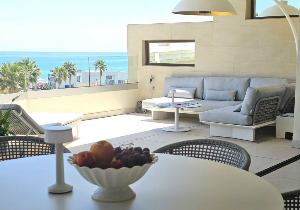 Middle Floor Apartment Estepona Málaga - image 20