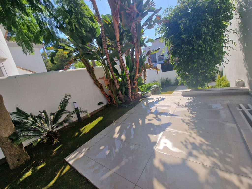 Detached Villa Marbella Málaga - image 20