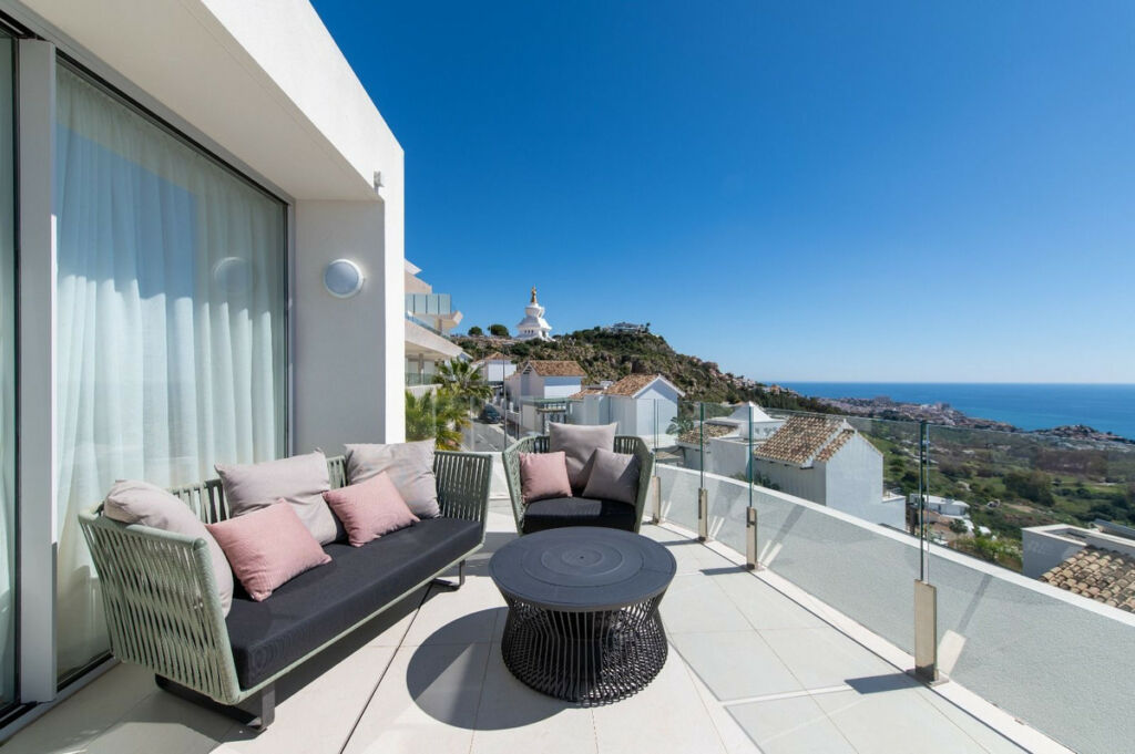 Penthouse Duplex Higueron Málaga - image 20
