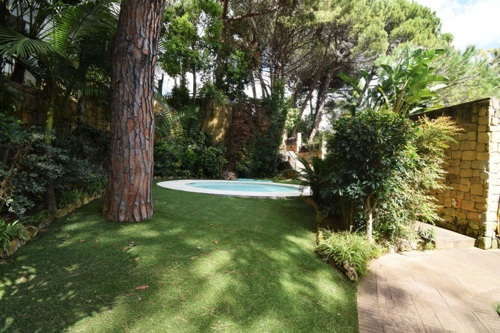Middle Floor Apartment The Golden Mile Málaga - image 20