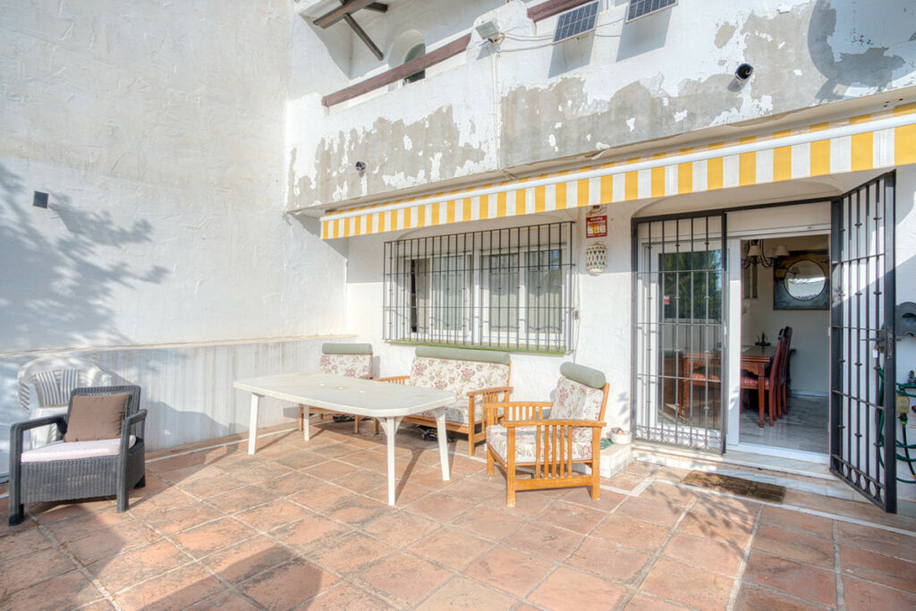 Townhouse The Golden Mile Málaga - image 21