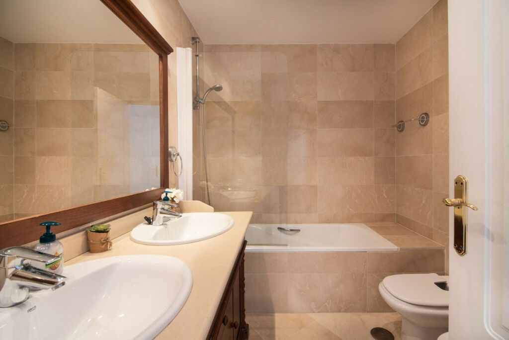 Penthouse Los Arqueros Málaga - image 24