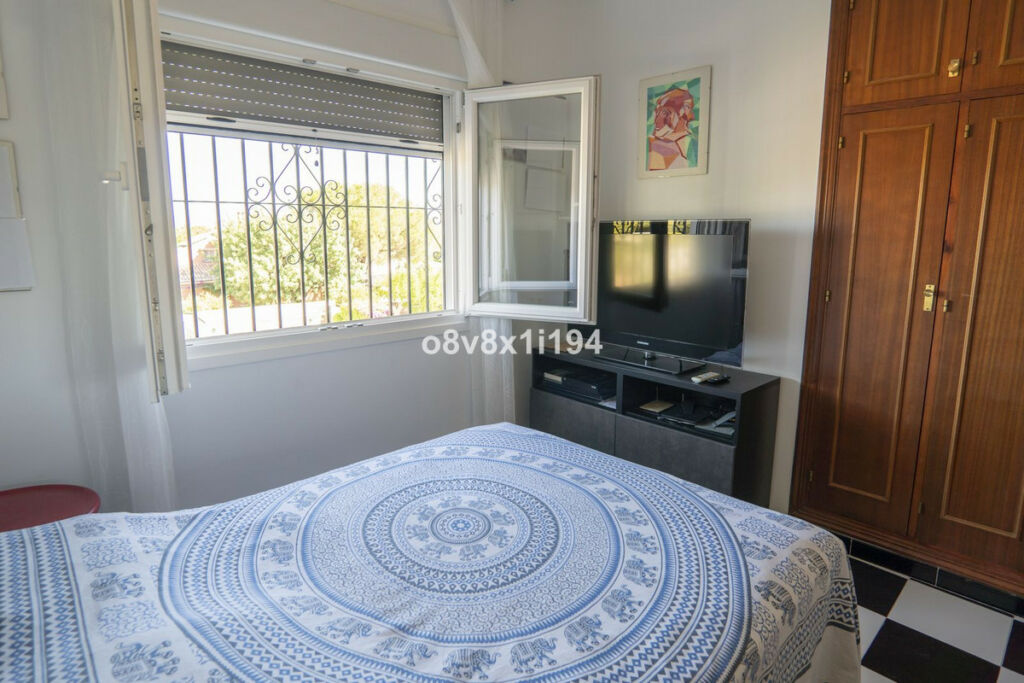 Detached Villa Alhaurín de la Torre Málaga - image 20
