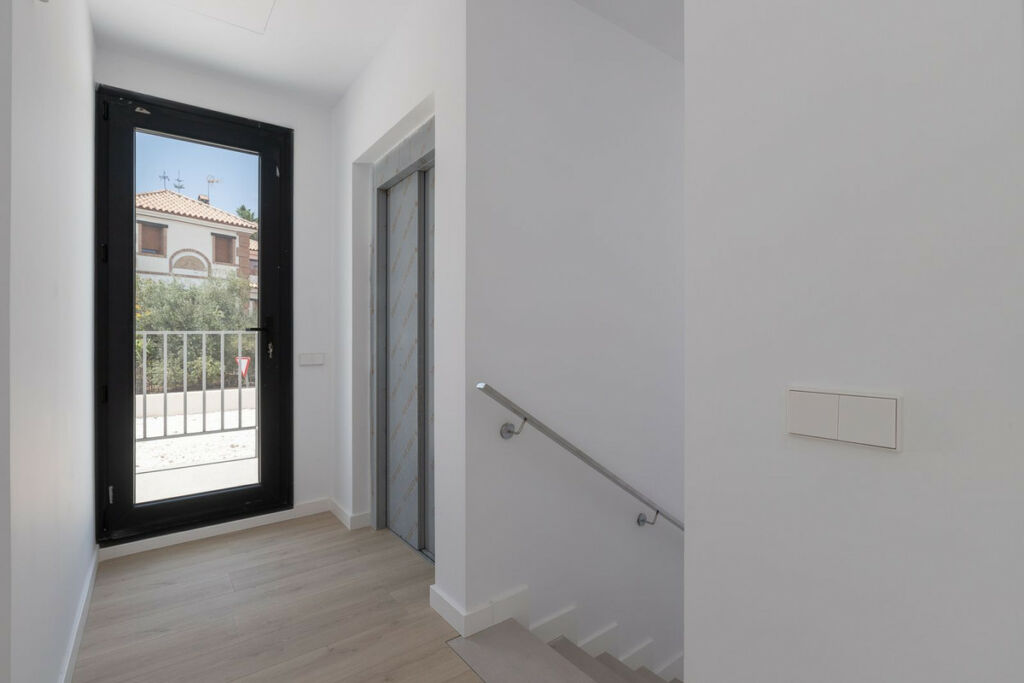 Detached Villa Elviria Málaga - image 20