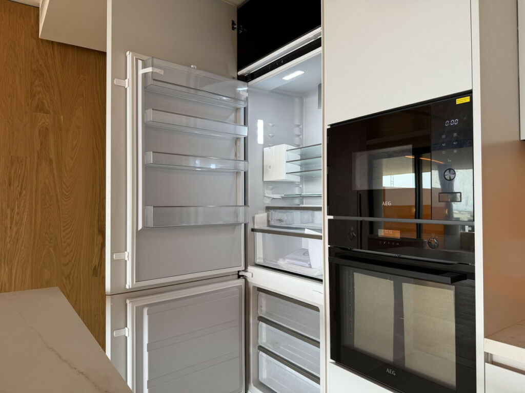 Middle Floor Apartment Higueron Málaga - image 20