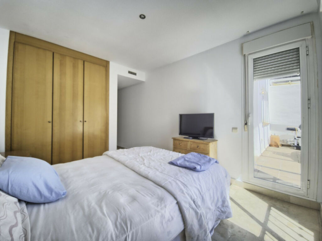 Penthouse Duplex Torrequebrada Málaga - image 20