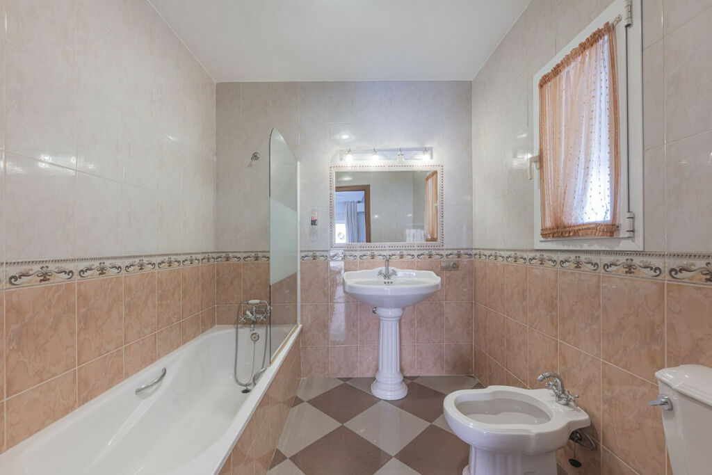 Detached Villa San Pedro de Alcántara Málaga - image 20