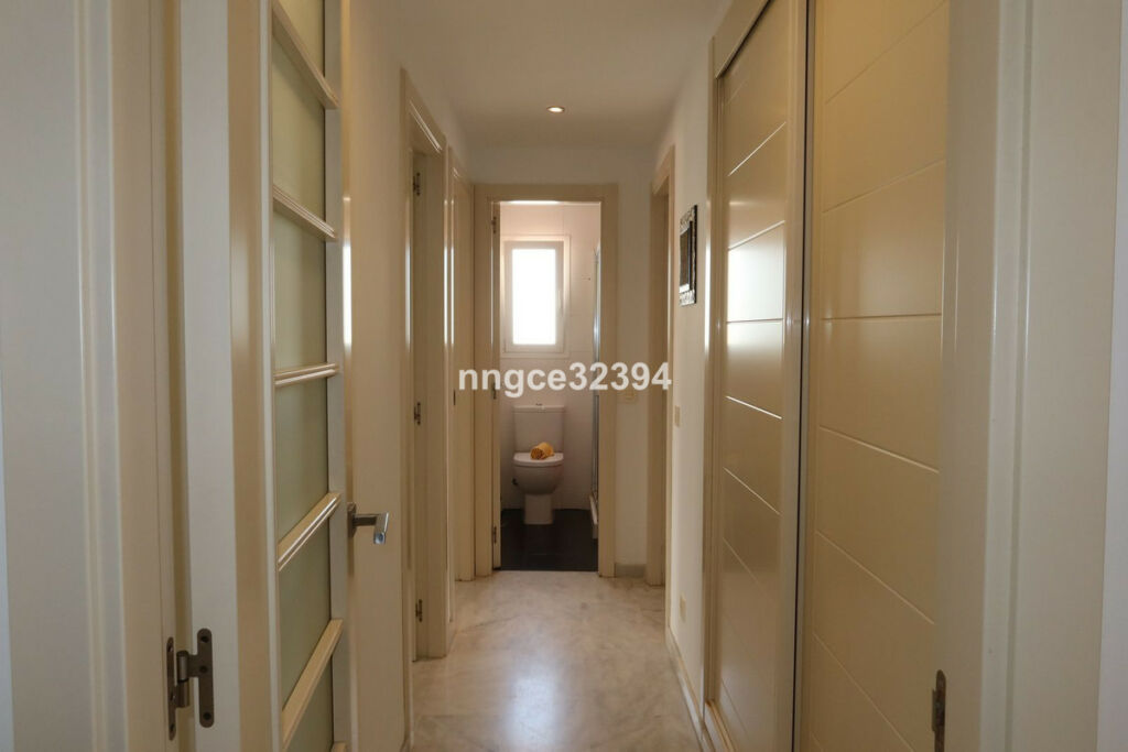 Middle Floor Apartment Estepona Málaga - image 20