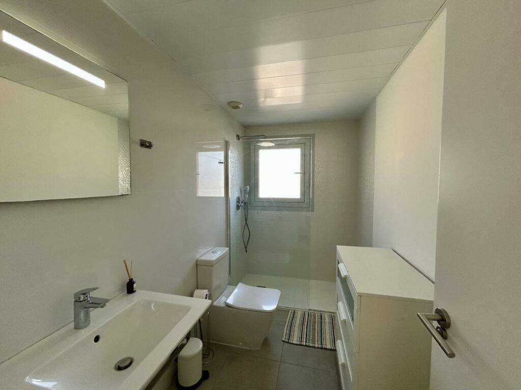 Middle Floor Apartment Fuengirola Málaga - image 19
