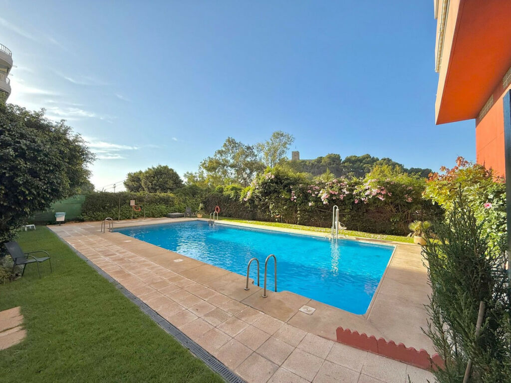 Middle Floor Apartment Fuengirola Málaga - image 20