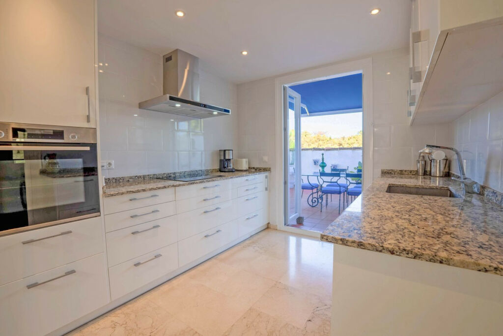Penthouse Duplex Marbesa Málaga - image 20