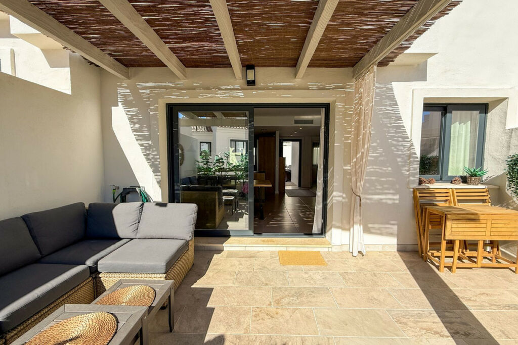 Townhouse El Paraiso Málaga - image 20