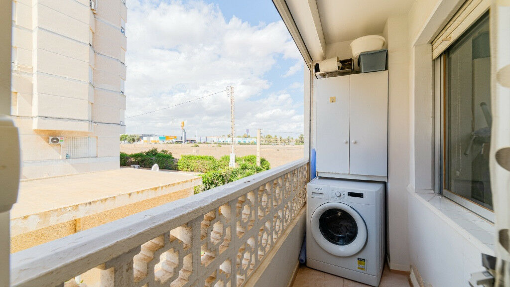 Middle Floor Apartment Punta Prima Alicante - image 20