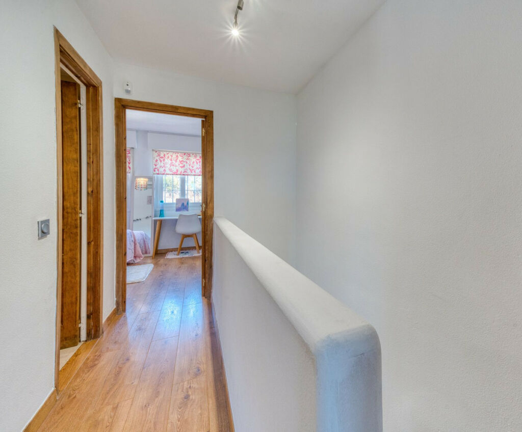 Townhouse La Duquesa Málaga - image 20