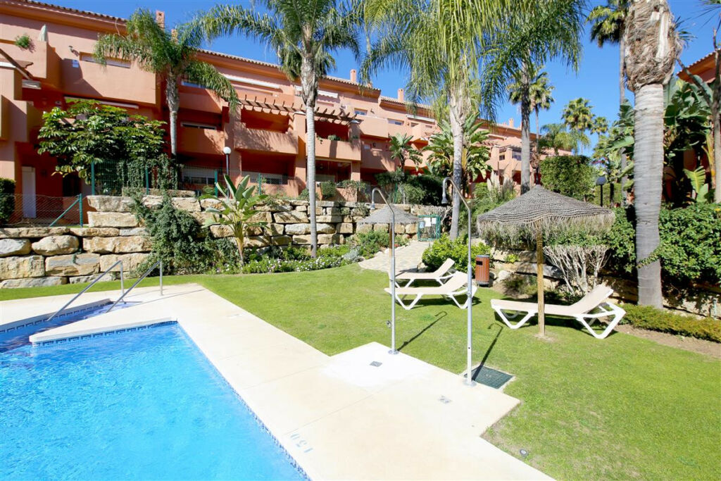 Ground Floor Apartment Estepona Málaga - image 20