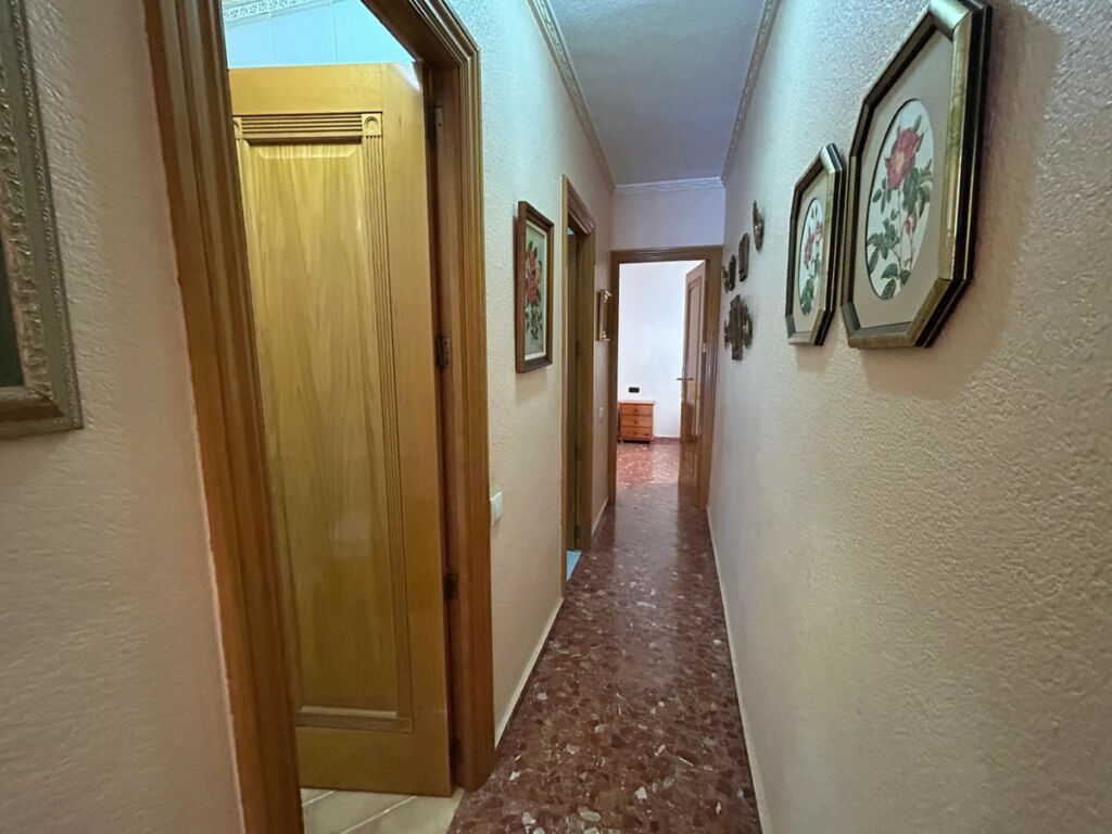 Middle Floor Apartment Torrevieja Alicante - image 20