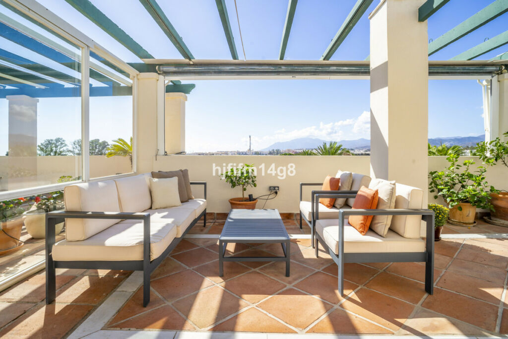Penthouse Nueva Andalucía Málaga - image 20