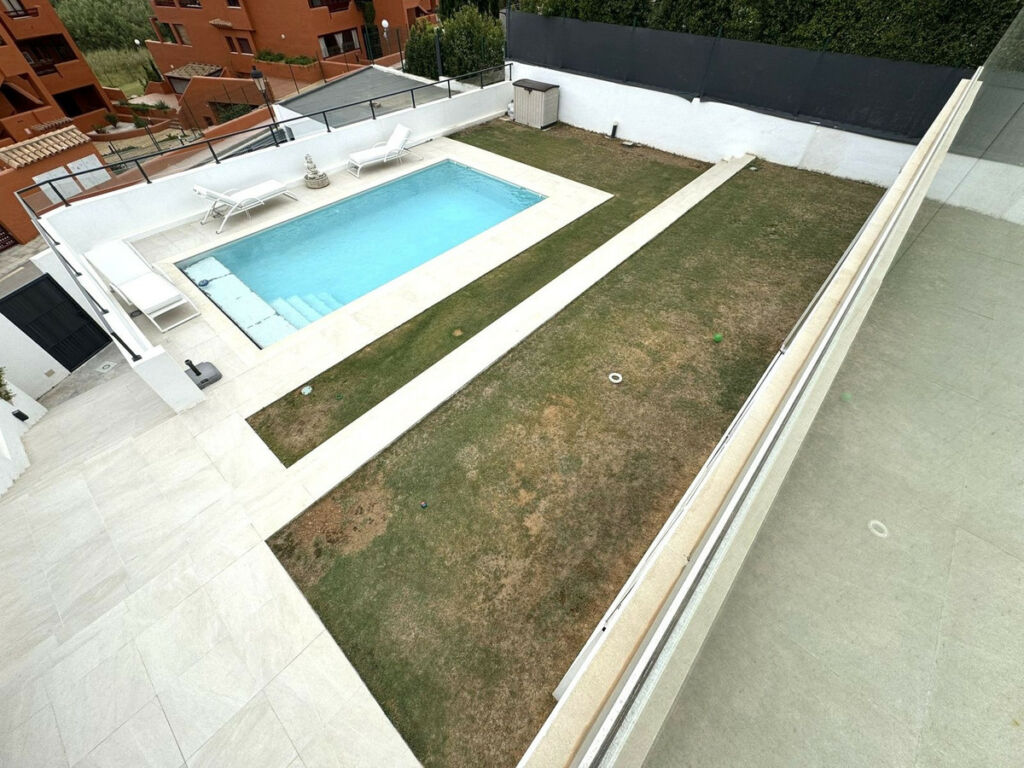 Detached Villa Manilva Málaga - image 20