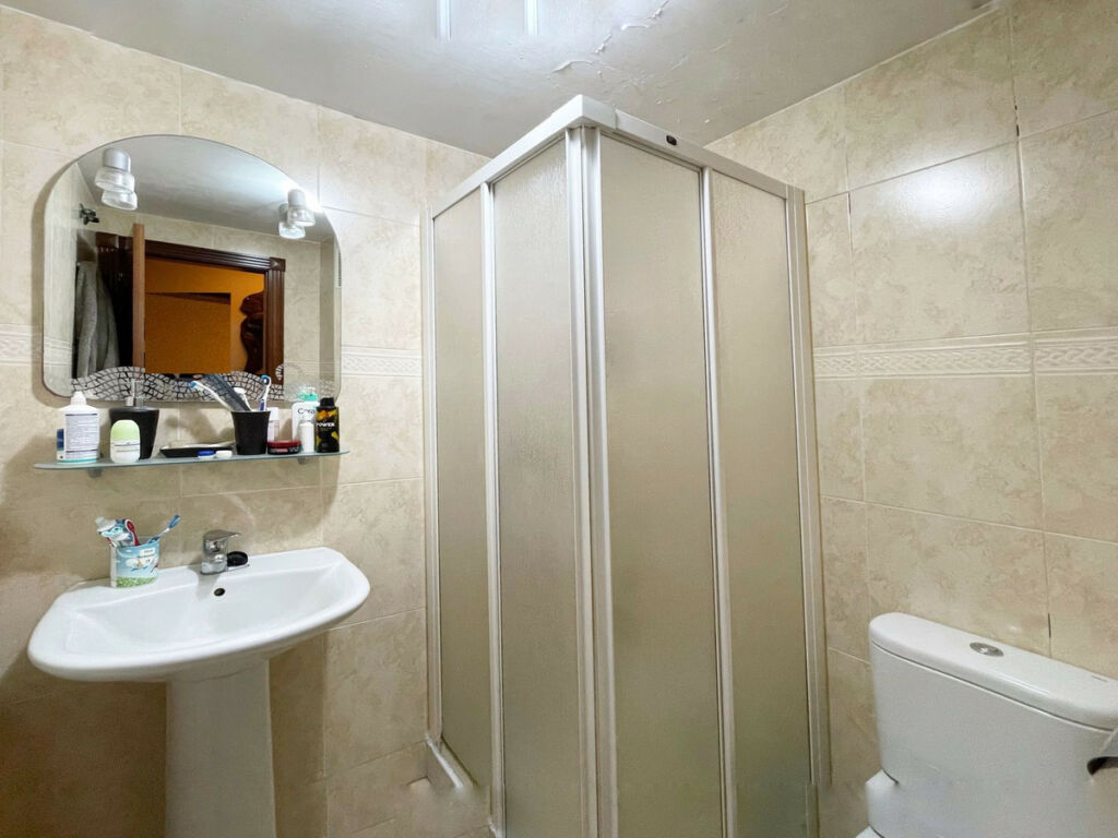 Middle Floor Apartment Fuengirola Málaga - image 20