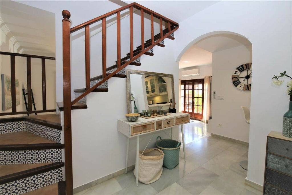 Semi-Detached House Estepona Málaga - image 20