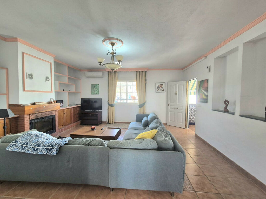 Detached Villa Alhaurín de la Torre Málaga - image 20