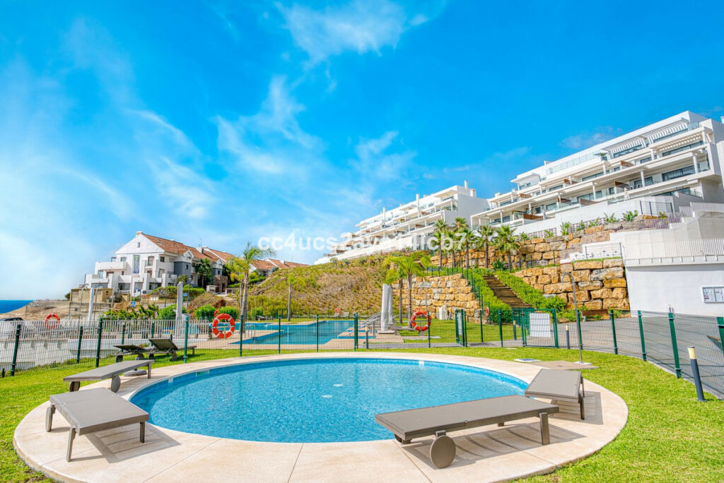 Middle Floor Apartment Calanova Golf Málaga - image 20