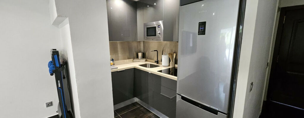 Middle Floor Apartment Estepona Málaga - image 20