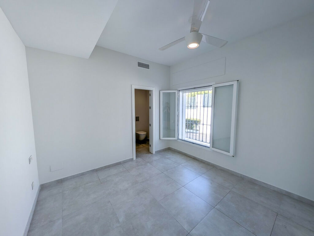 Detached Villa Nueva Andalucía Málaga - zdjęcie 20