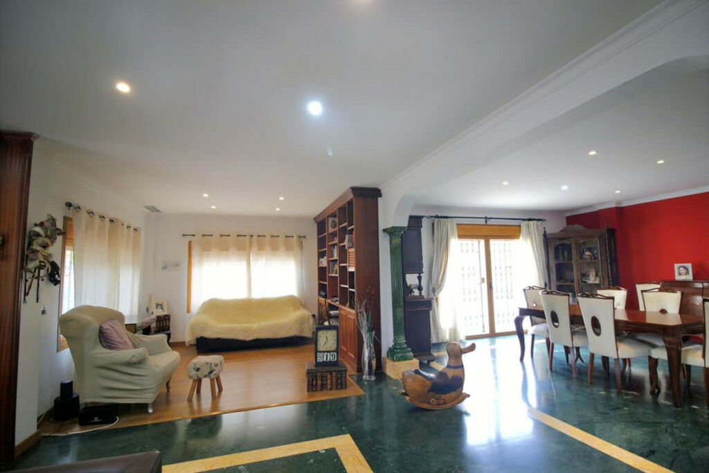 Detached Villa Benalmadena Málaga - image 19