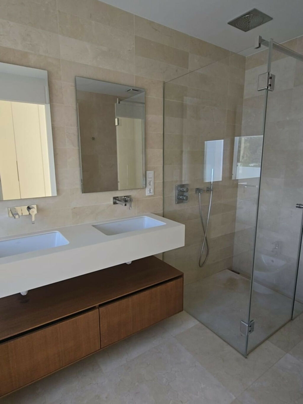 Detached Villa Río Real Málaga - image 19