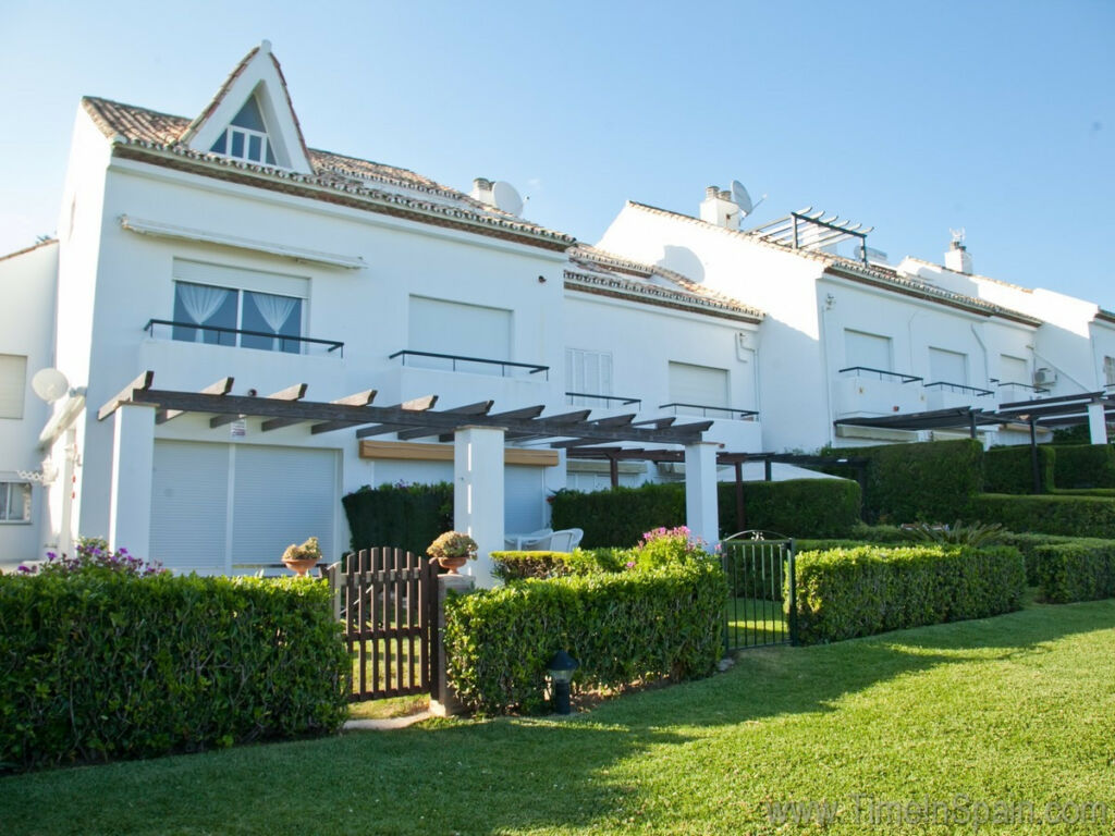 Townhouse Estepona Málaga - image 20