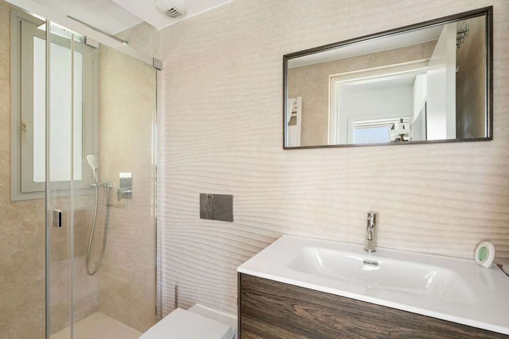 Detached Villa Sotogrande Cádiz - image 20