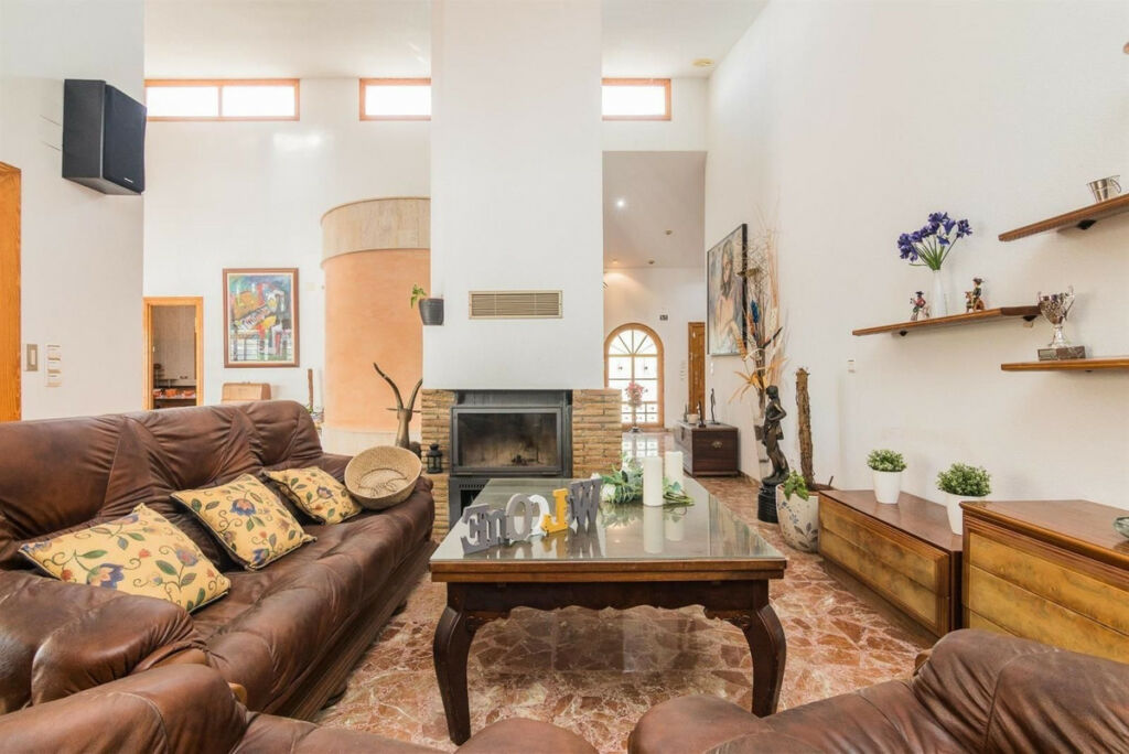 Detached Villa Elche Alicante - image 20