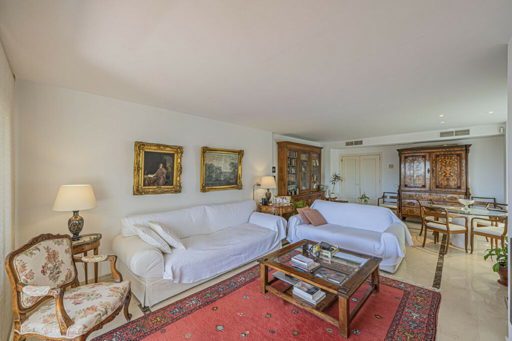 Townhouse Nueva Andalucía Málaga - image 20