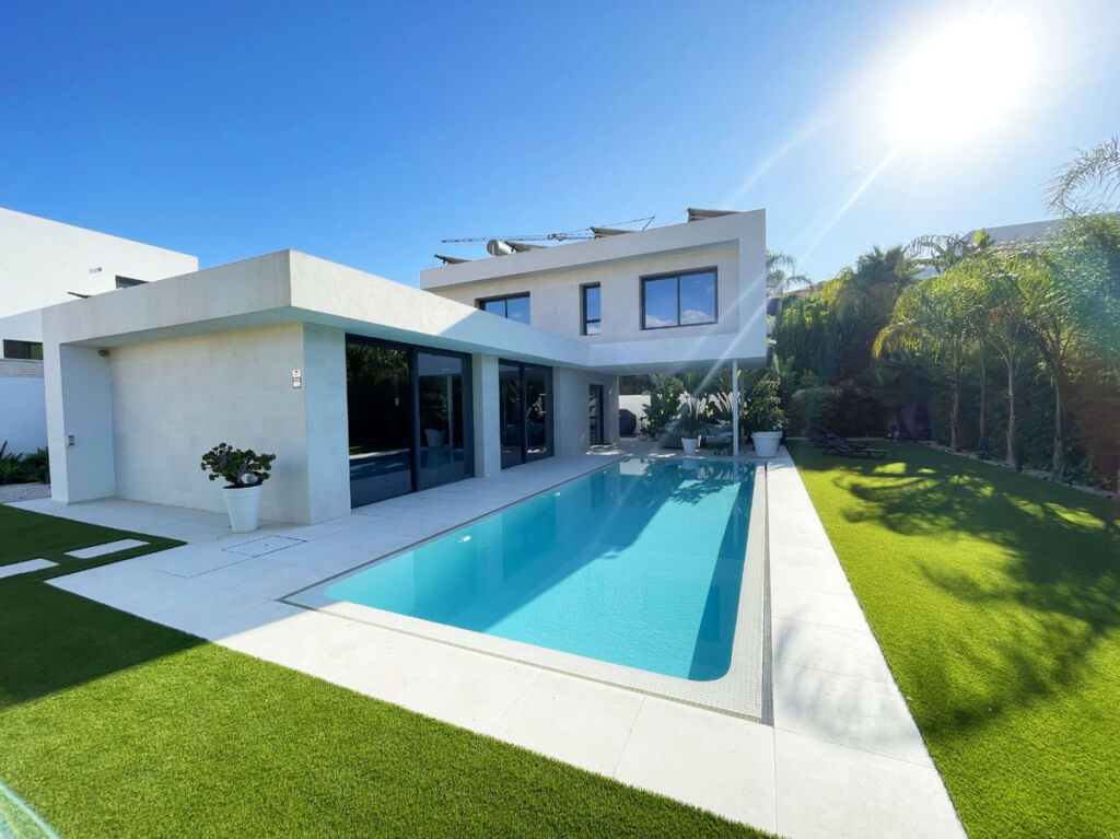Detached Villa Calpe Alicante - image 20