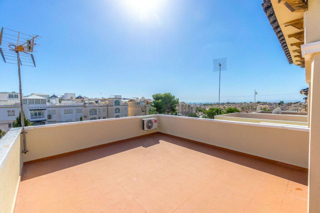 Detached Villa Orihuela Costa Alicante - image 20