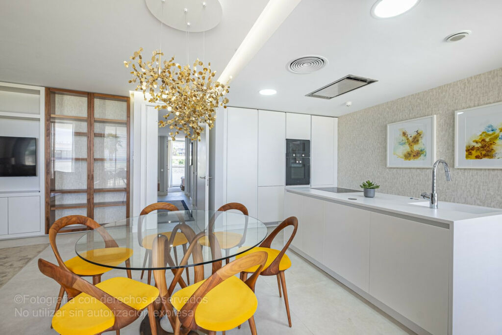 Middle Floor Apartment Estepona Málaga - image 20