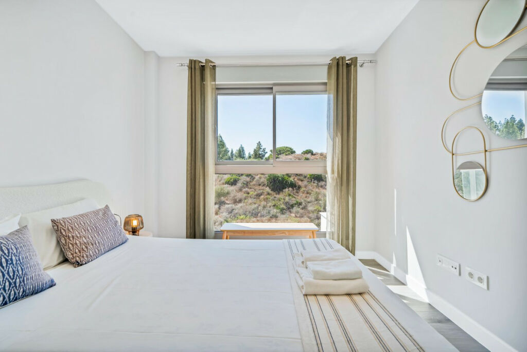 Middle Floor Apartment El Chaparral Málaga - image 20
