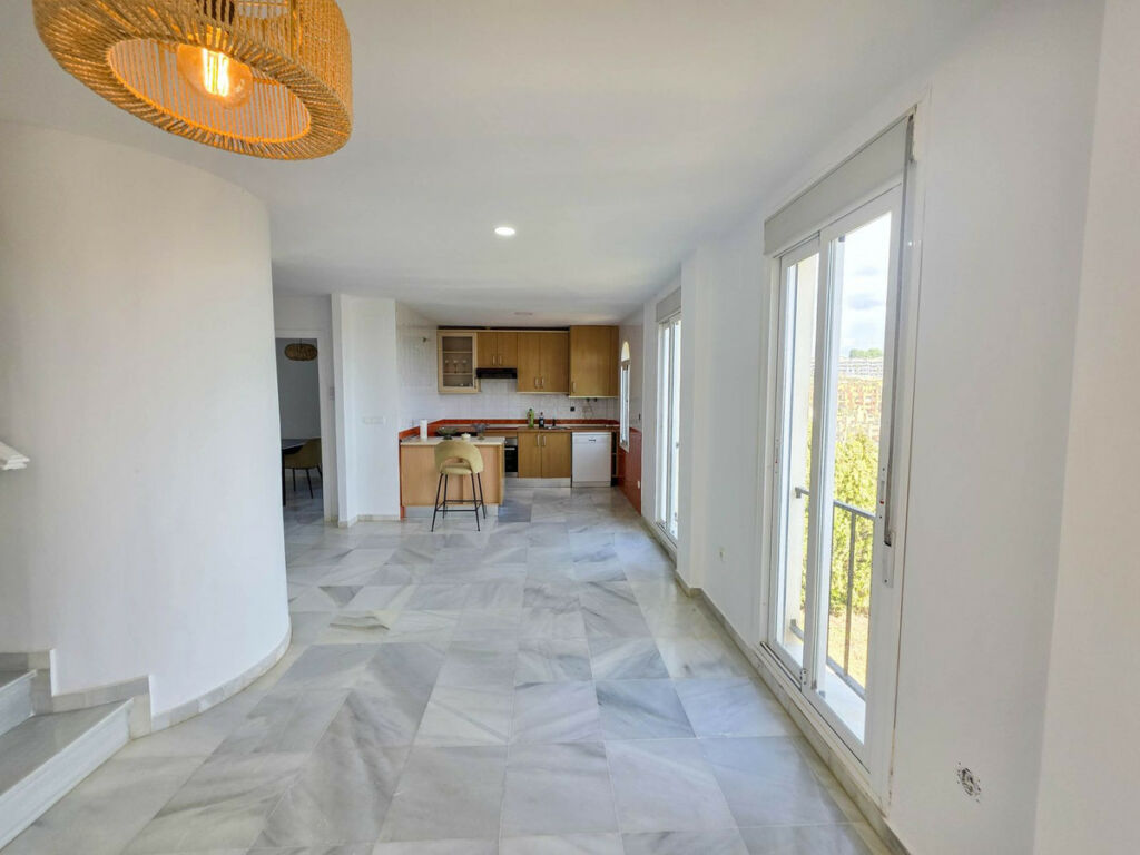 Duplex La Duquesa Málaga - image 20