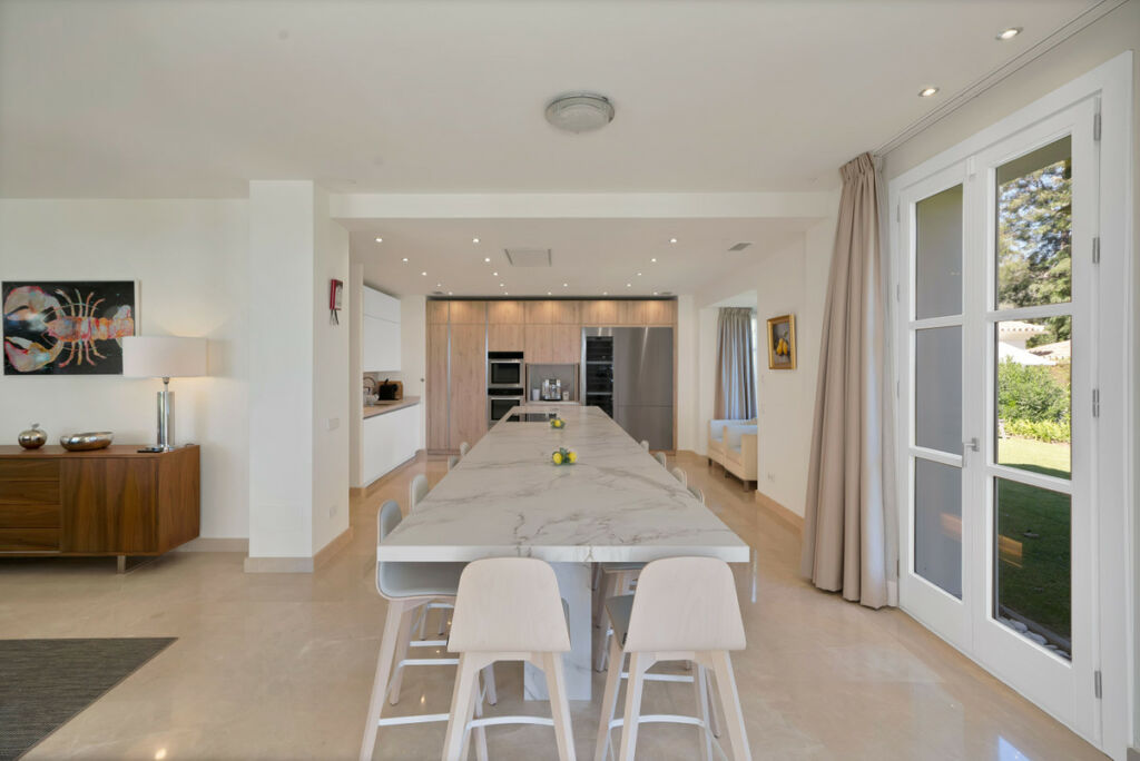 Detached Villa La Zagaleta Málaga - image 21