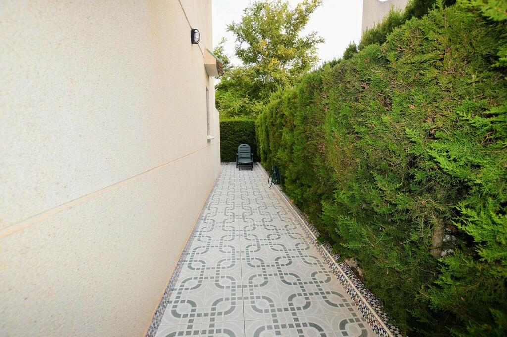 Semi-Detached House Punta Prima Alicante - image 21