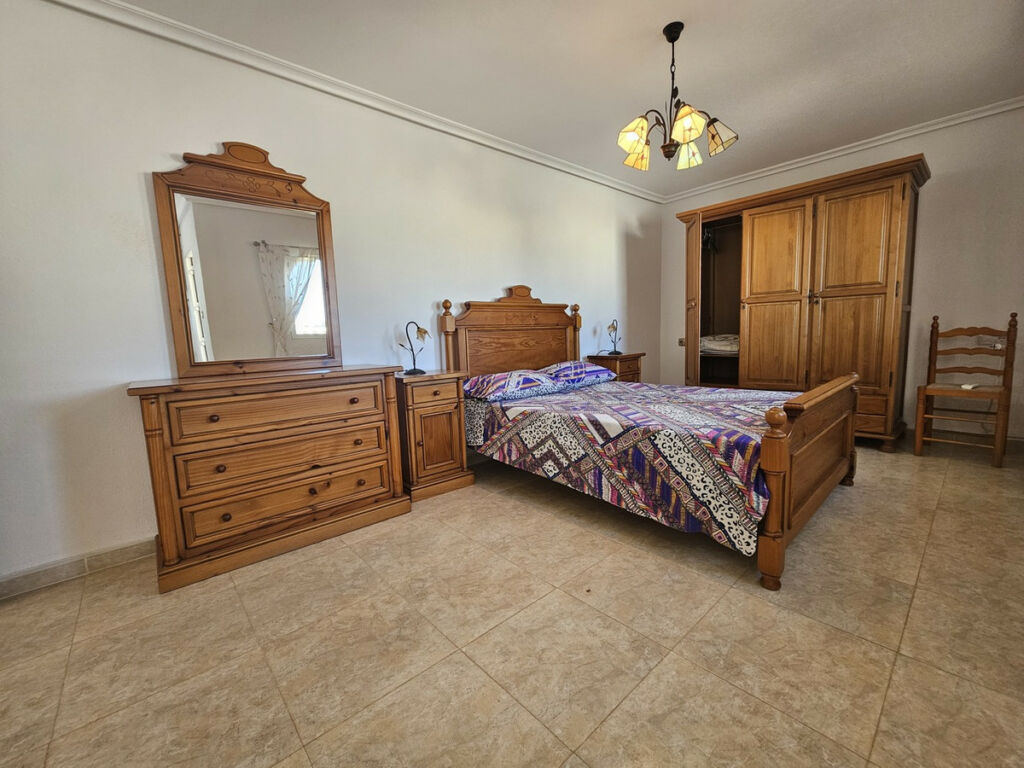 Detached Villa Cabo Roig Alicante - image 21