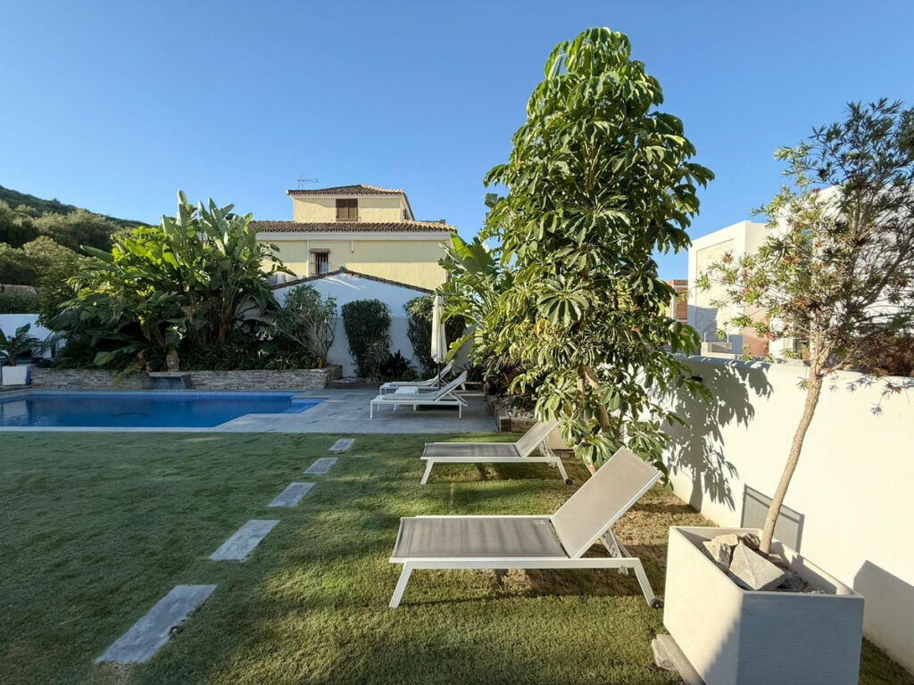 Detached Villa Casares Málaga