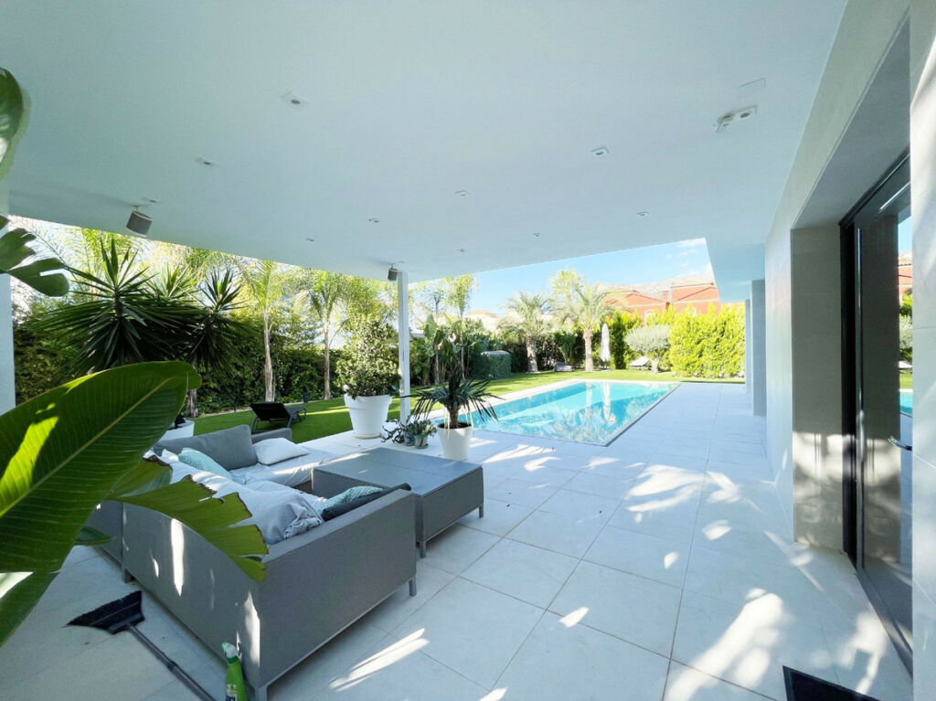 Detached Villa Calpe Alicante - image 21